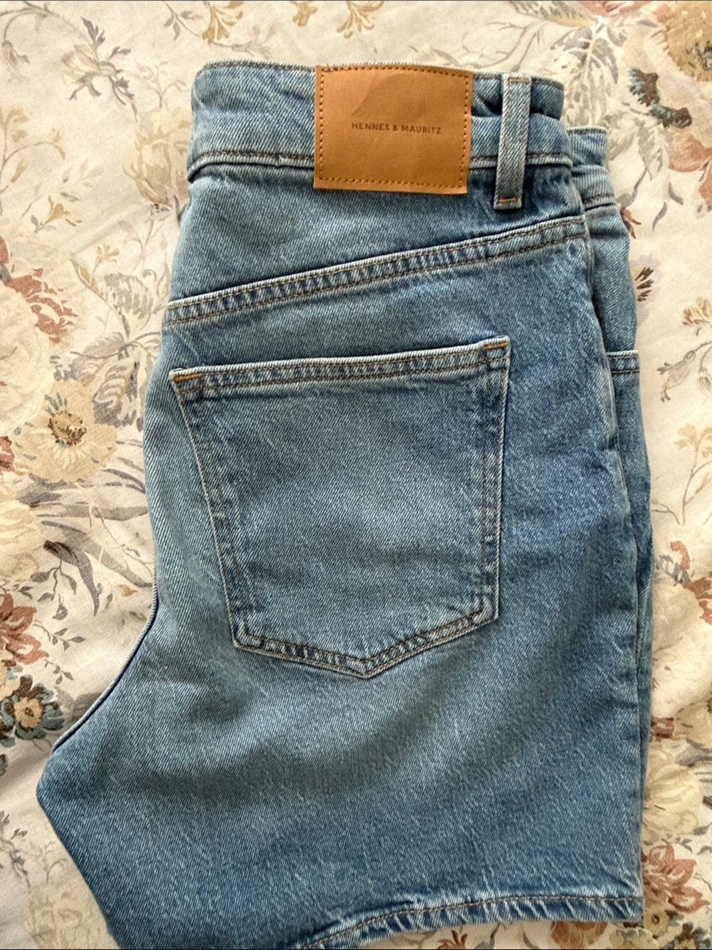 H&M Light Blue Relaxed Denim Shorts